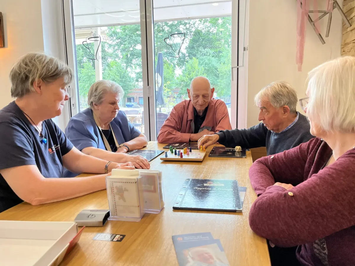Mensch ärgere Dich nicht – Spielenachmittag im Eiscafé